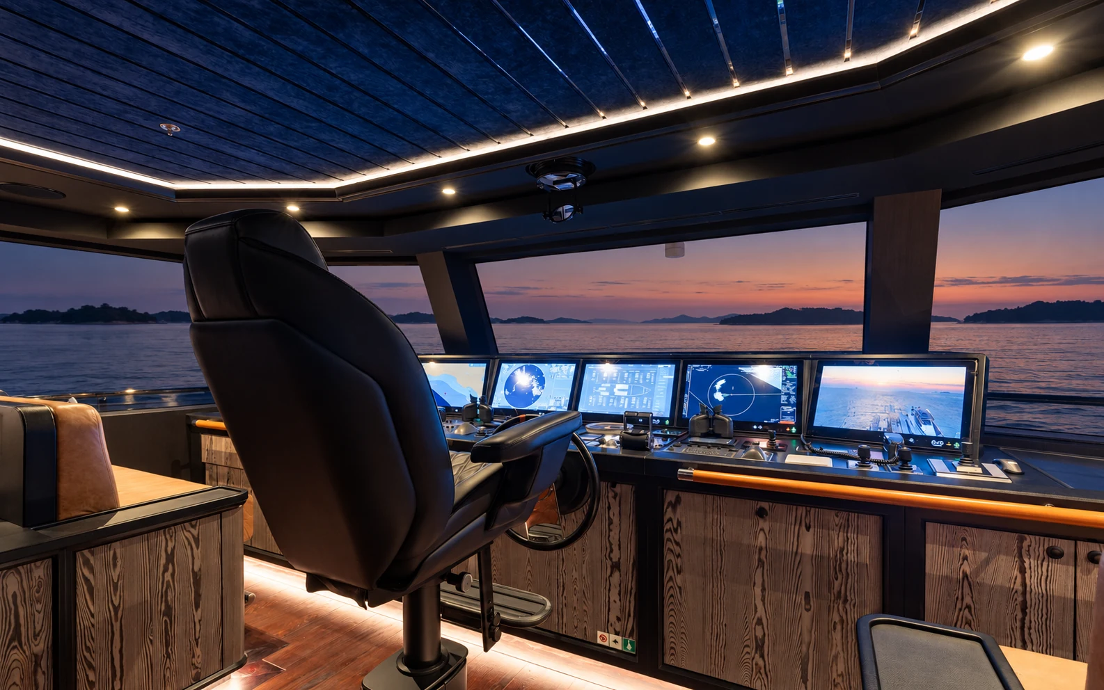 The wheelhouse at sunrise